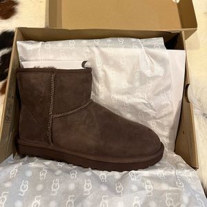 Ugg Mini Women’s 8 Brown